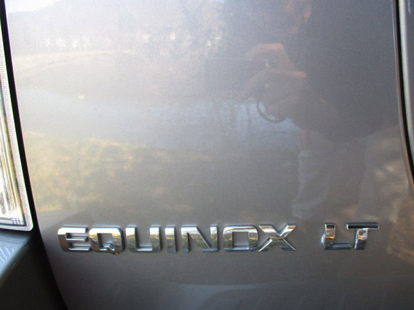 Used 2005 Chevrolet Equinox LT w/ Preferred Equipment Group image 11