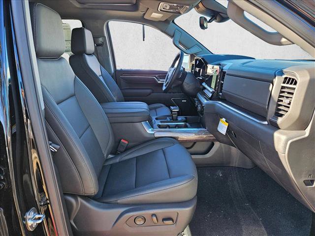 New 2026 Chevrolet Silverado 1500 LTZ w/ LTZ Premium Package AWD/4WD image 17