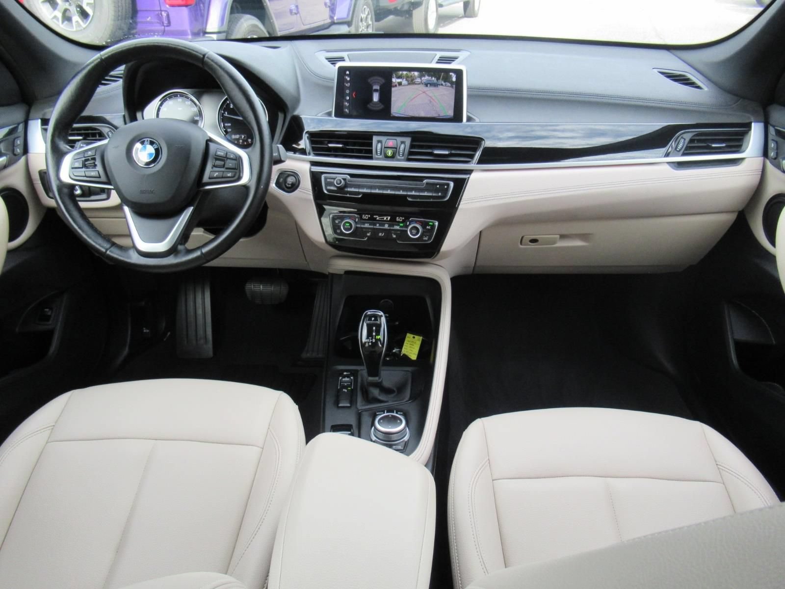 Used 2022 BMW X1 sDrive28i w/ Premium Package FWD image 12