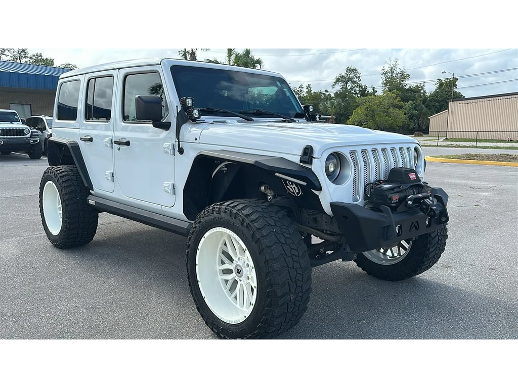 Used 2021 Jeep Wrangler Unlimited Sahara AWD/4WD image 8
