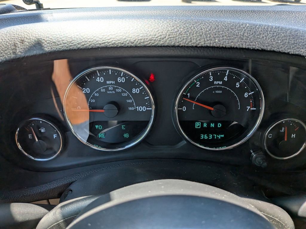 Used 2017 Jeep Wrangler Unlimited Sahara w/ Max Tow Package image 22