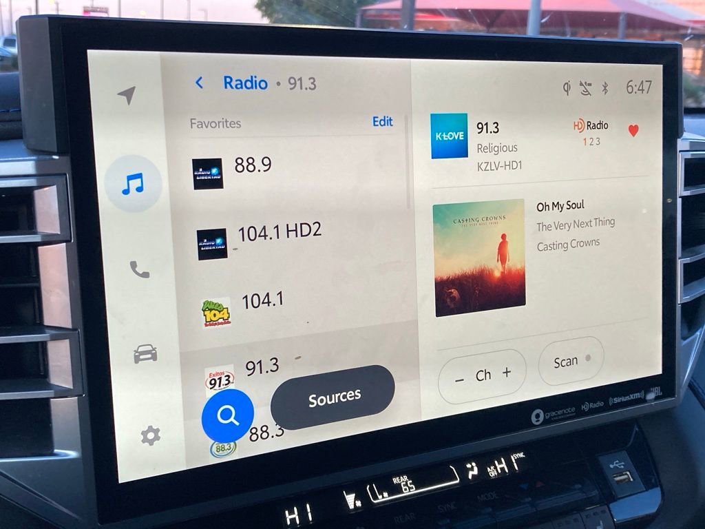 Used 2024 Toyota Sequoia Platinum image 23