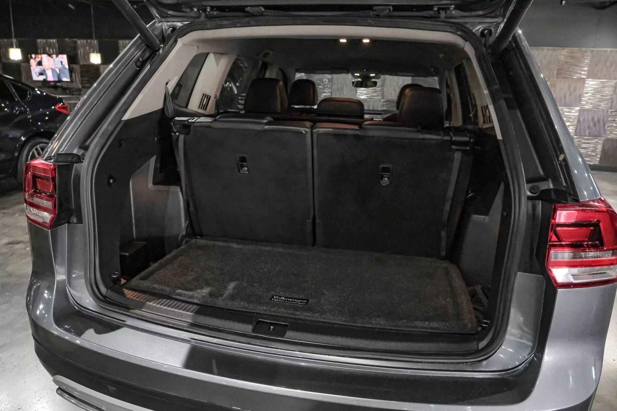 Used 2020 Volkswagen Atlas SE w/ Towing Package image 46