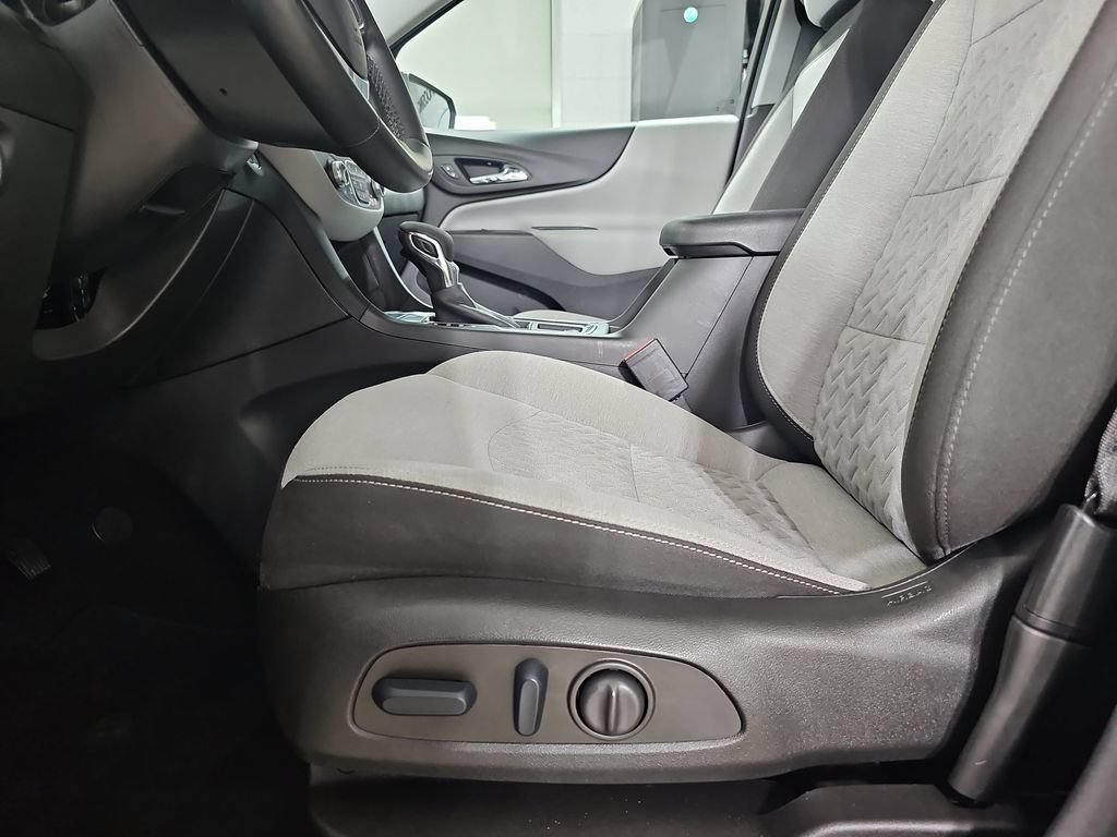 Certified 2023 Chevrolet Equinox LT FWD image 34