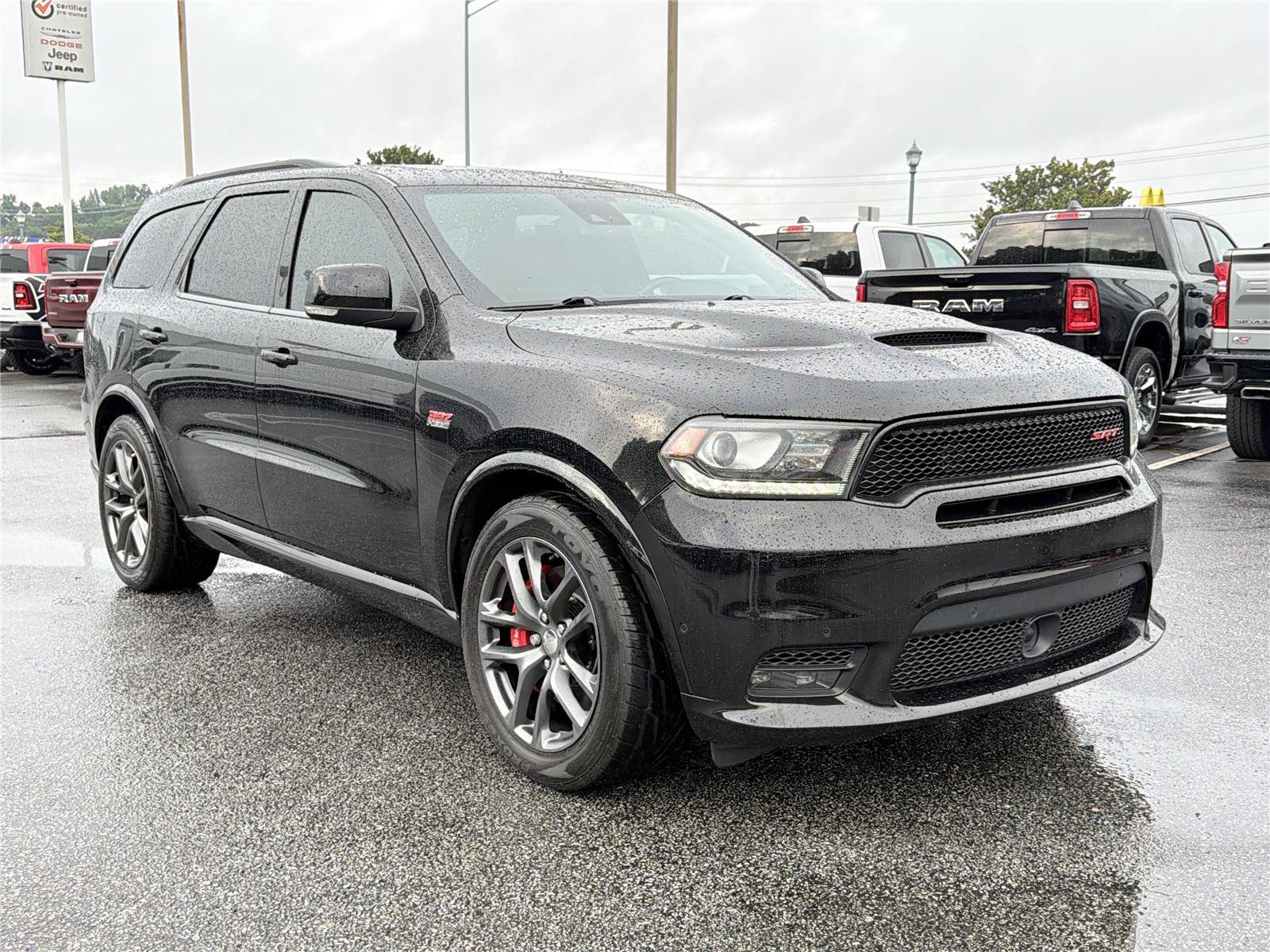 Used 2020 Dodge Durango SRT w/ Technology Group AWD/4WD image 3