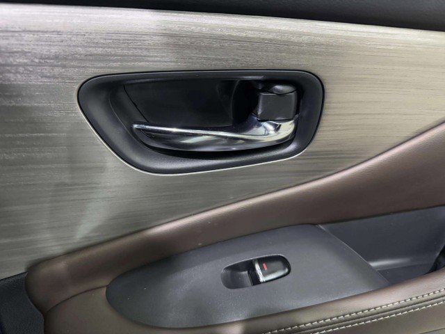 Used 2017 Nissan Murano Platinum image 48