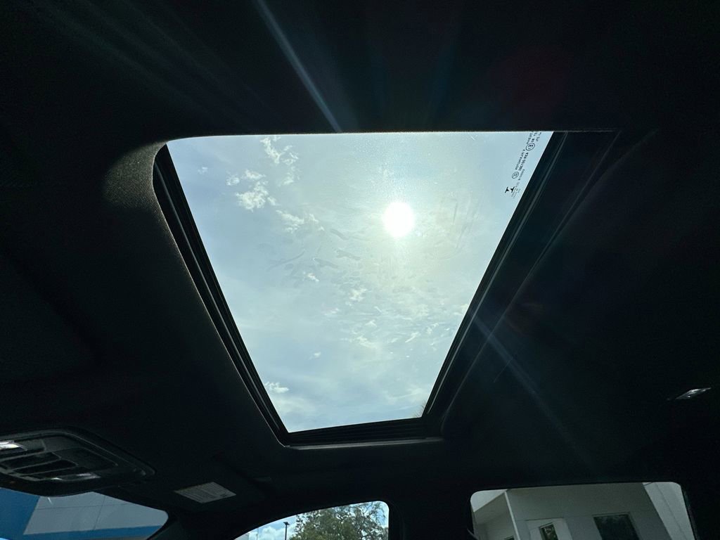 Used 2020 Chevrolet Silverado 1500 High Country w/ Technology Package AWD/4WD image 20