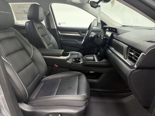 New 2026 GMC Terrain Denali w/ LPO, Floor Liner Package image 19