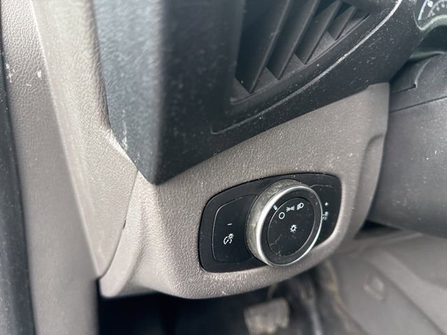 Used 2019 Ford Transit Connect XL image 18