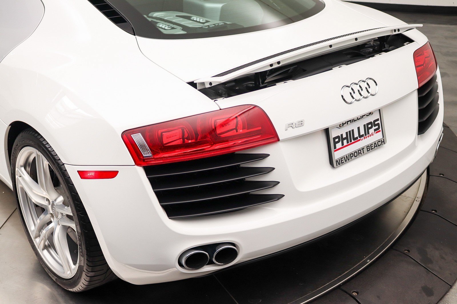 Used 2009 Audi R8 V8 AWD/4WD image 13