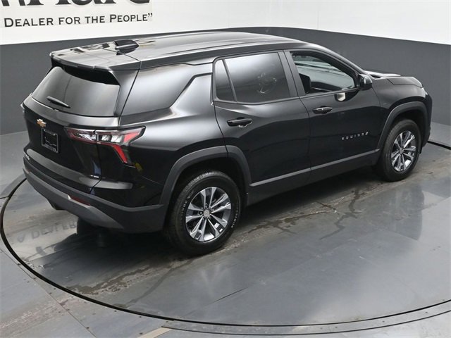 Used 2025 Chevrolet Equinox LT image 40