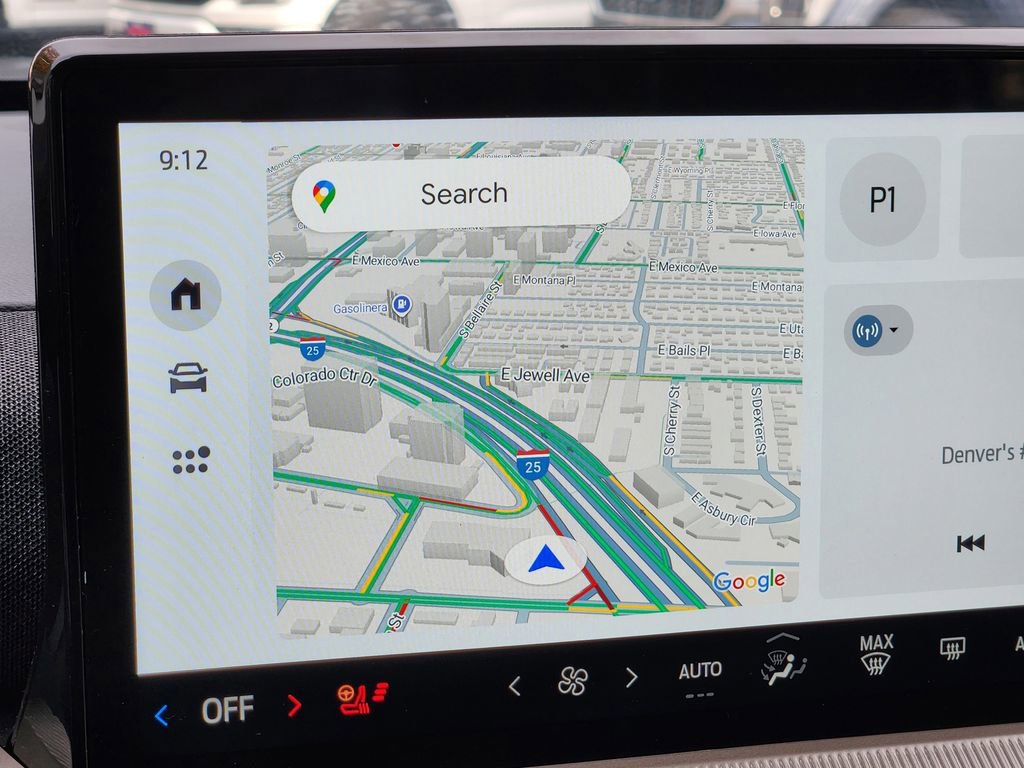 Used 2025 Ford Explorer Active w/ Active Comfort Package image 25