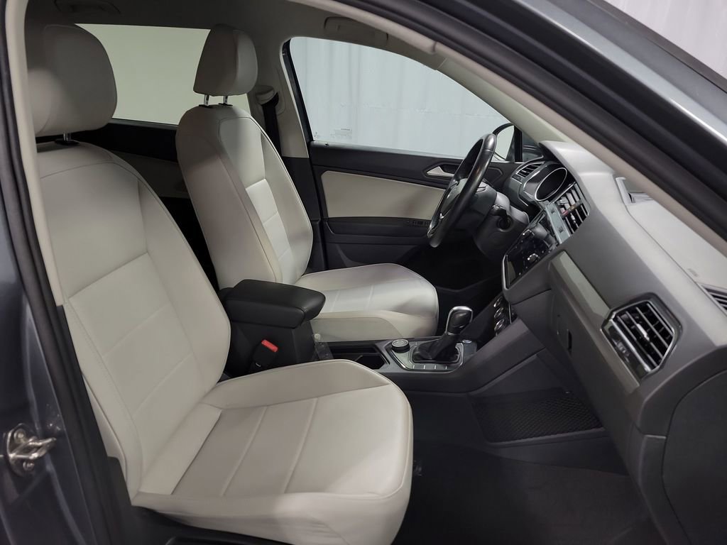 Used 2019 Volkswagen Tiguan SE image 26