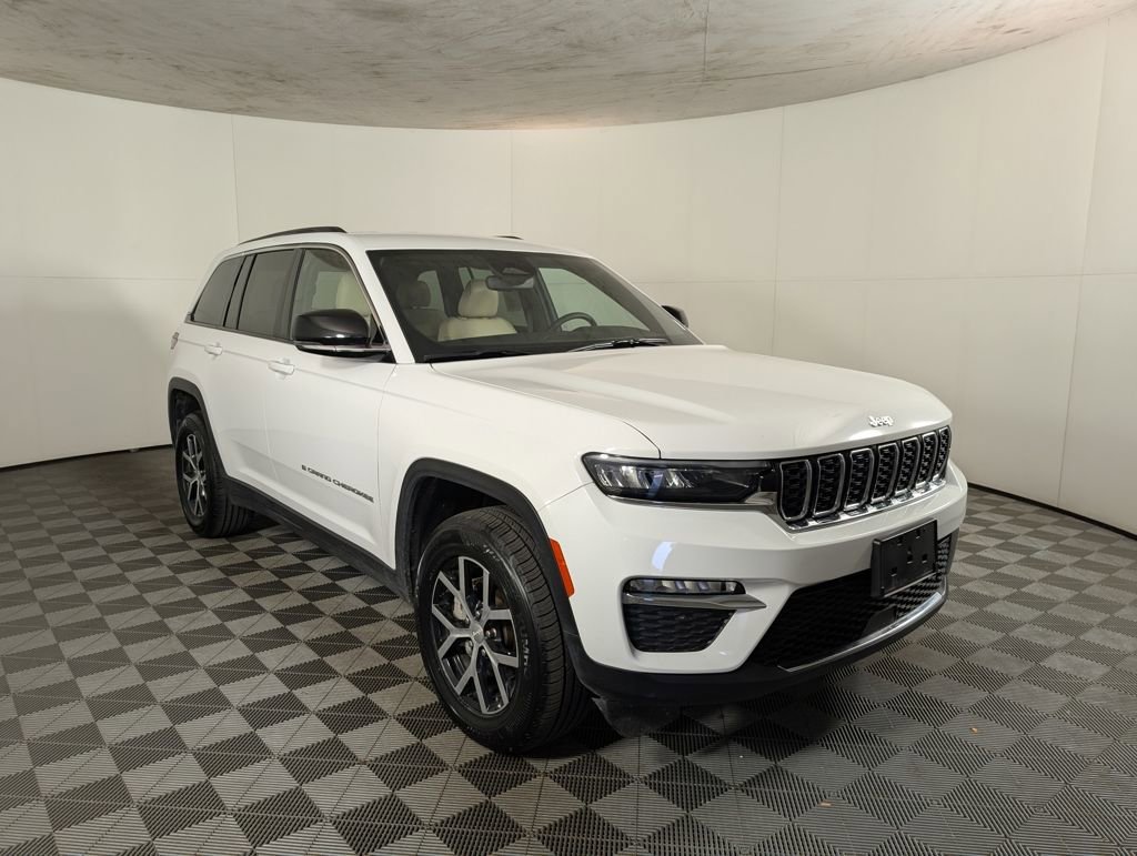 Certified 2024 Jeep Grand Cherokee Limited image 5