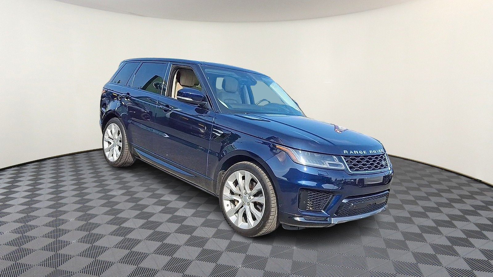 Used 2020 Land Rover Range Rover Sport HSE AWD/4WD image 2