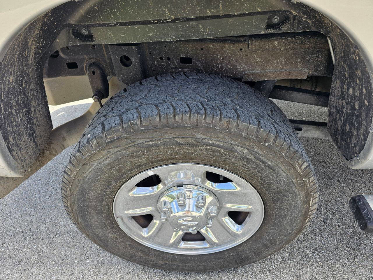 Used 2018 RAM 2500 SLT image 31