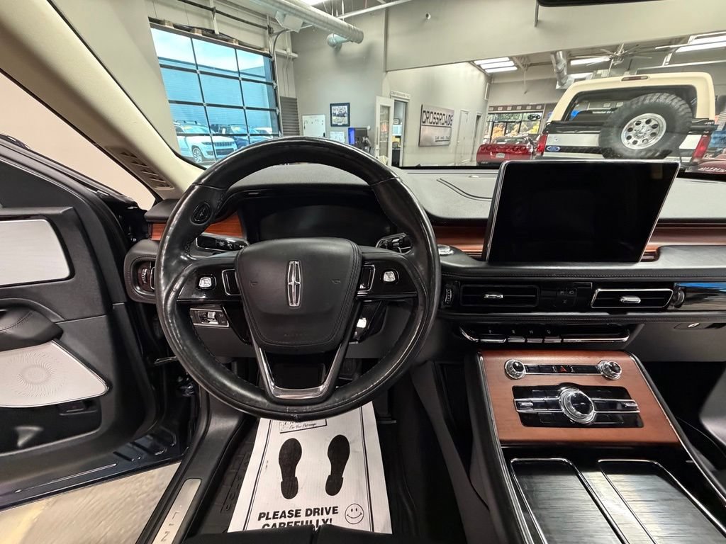 Used 2021 Lincoln Aviator Reserve w/ Equipment Group 202A AWD/4WD image 13