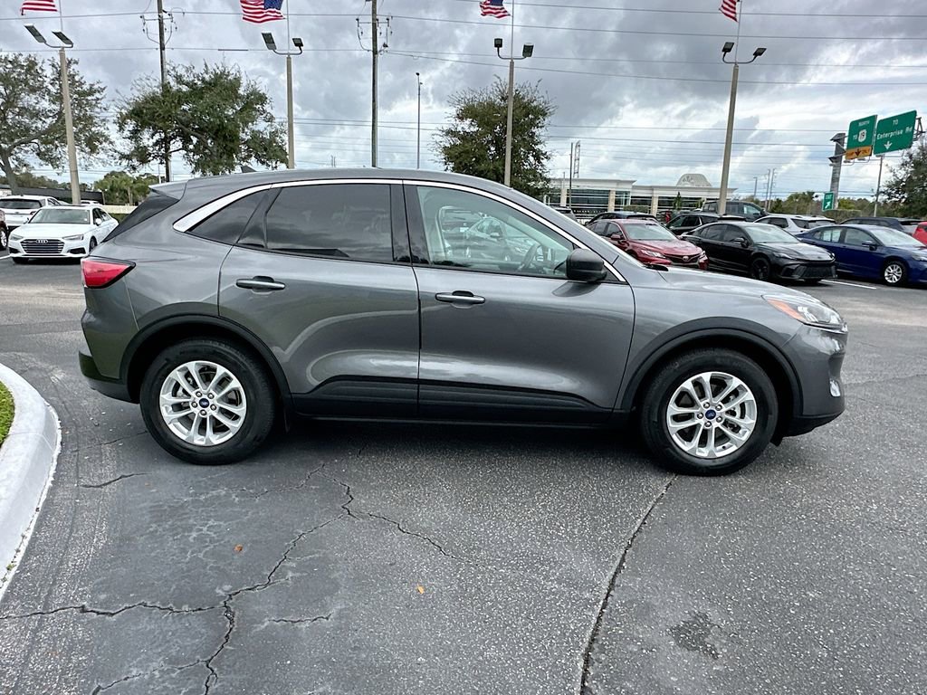 Used 2022 Ford Escape SE w/ Convenience Package image 5