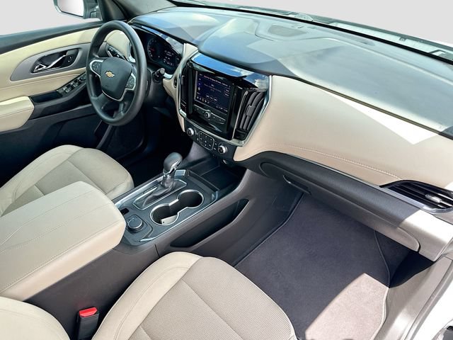 Used 2022 Chevrolet Traverse LS FWD image 28