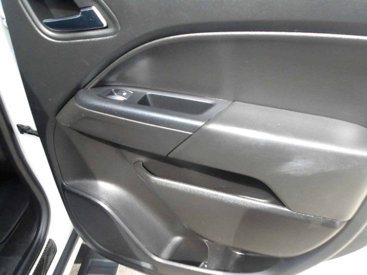 Used 2020 Chevrolet Colorado LT w/ LT Convenience Package image 7