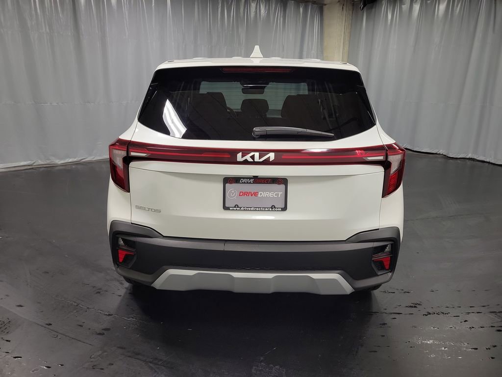 Used 2026 Kia Seltos LX FWD image 7