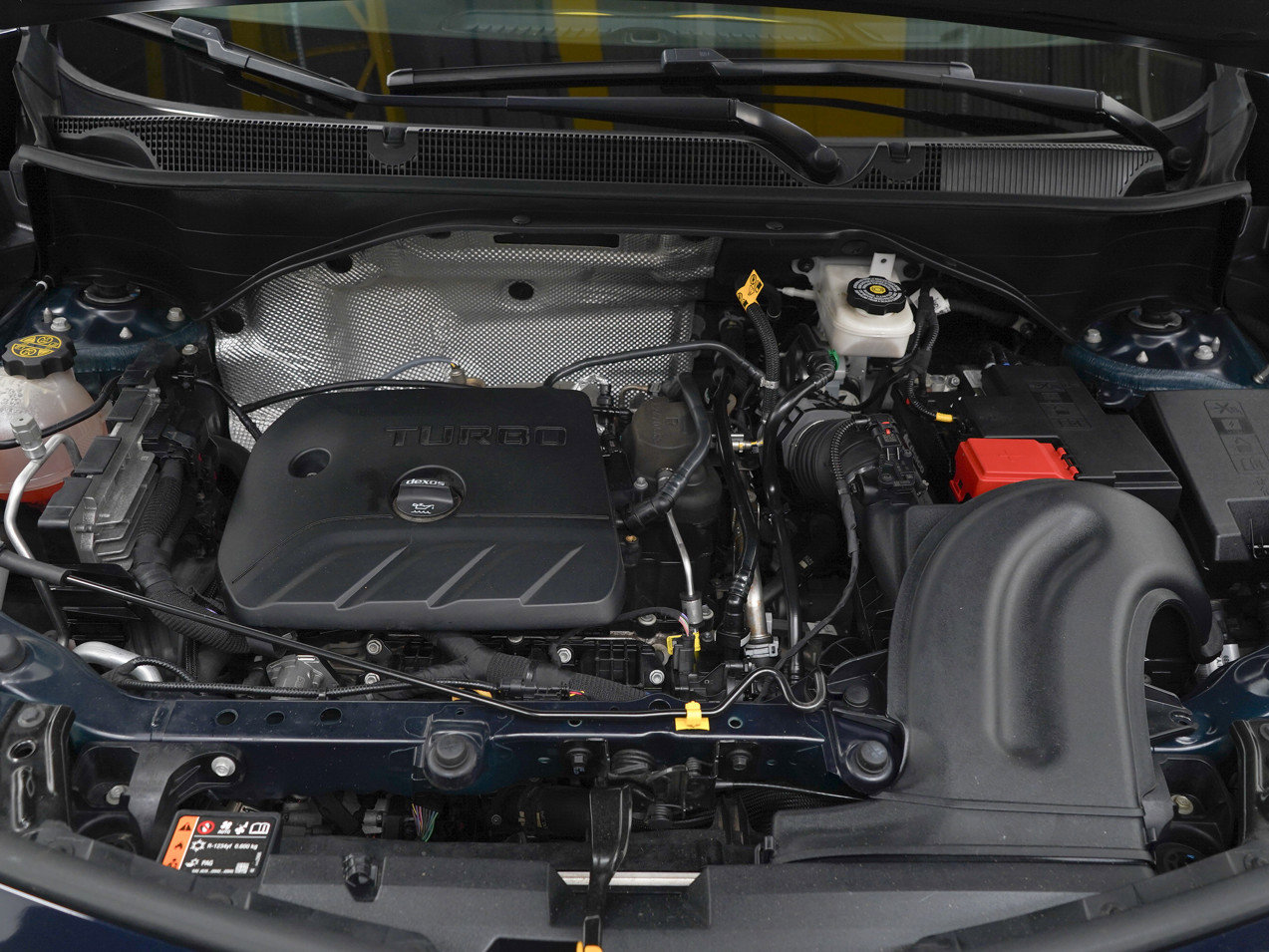Used 2020 Buick Encore GX Preferred w/ Cold Weather Comfort Package image 29