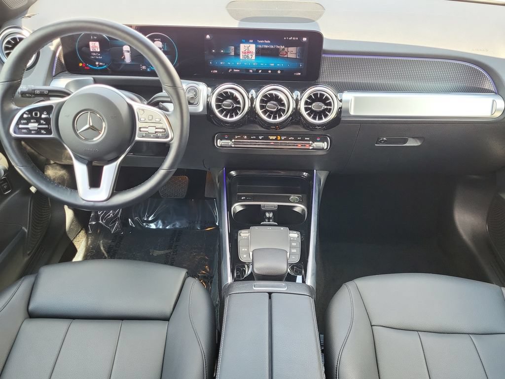 Used 2022 Mercedes-Benz GLB 250 4MATIC w/ Premium Package Lite image 17