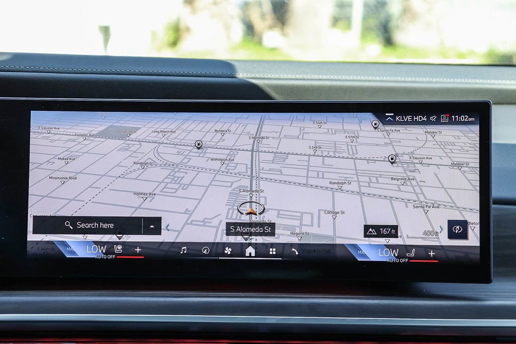 Used 2024 BMW 760i xDrive w/ Executive Package image 15