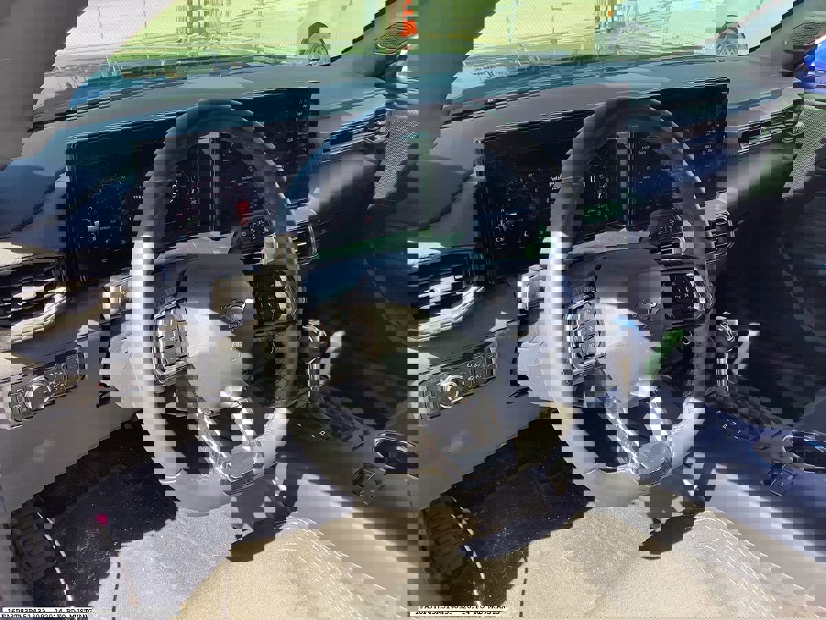 Used 2024 Ford Mustang Coupe image 9