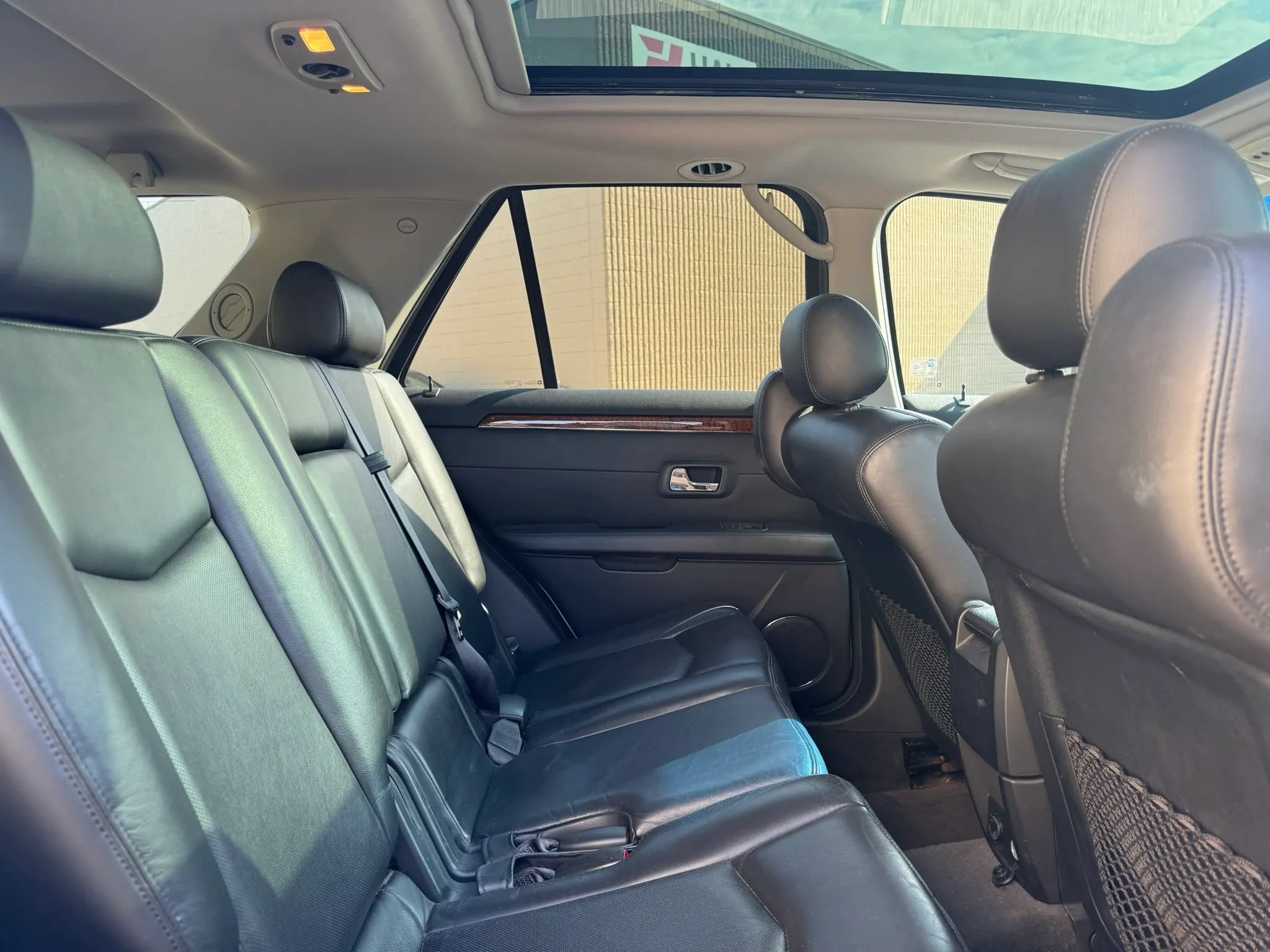 Used 2007 Cadillac SRX w/ Theater Package AWD/4WD image 24