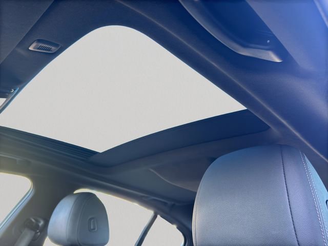 Used 2023 BMW 530e xDrive image 42