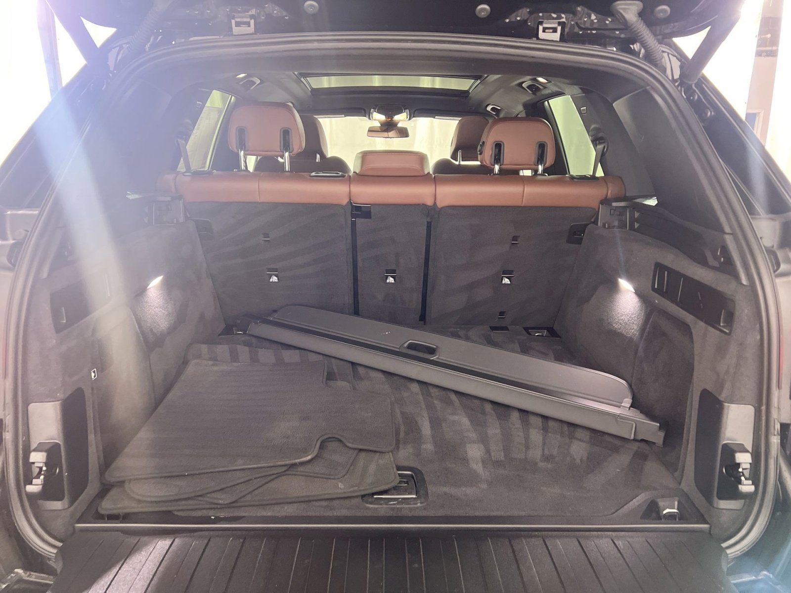 Used 2023 BMW X5 xDrive40i w/ Premium Package AWD/4WD image 25