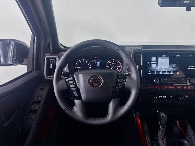 New 2026 Nissan Frontier PRO-4X w/ Pro-4x Convenience Package AWD/4WD image 18