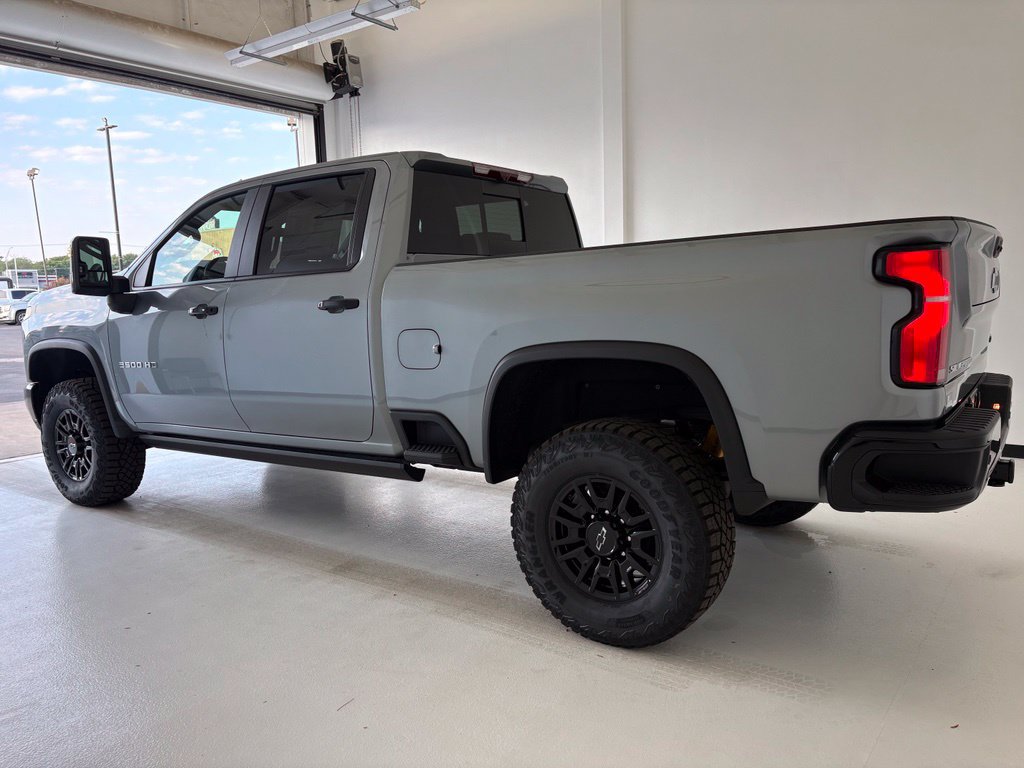 New 2026 Chevrolet Silverado 2500 ZR2 AWD/4WD image 22