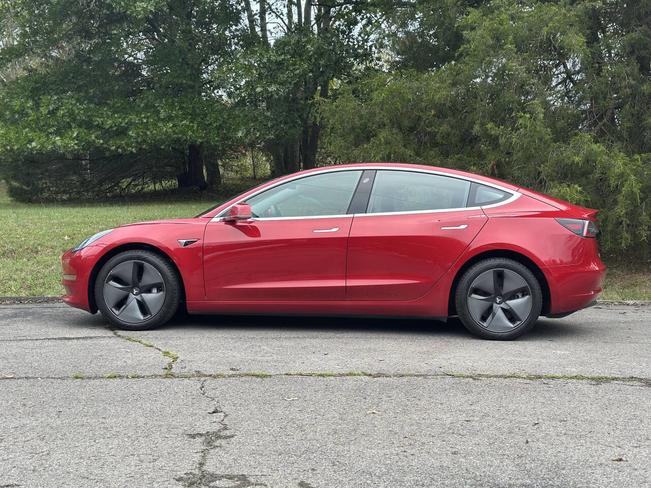 Used 2018 Tesla Model 3 Long Range image 3