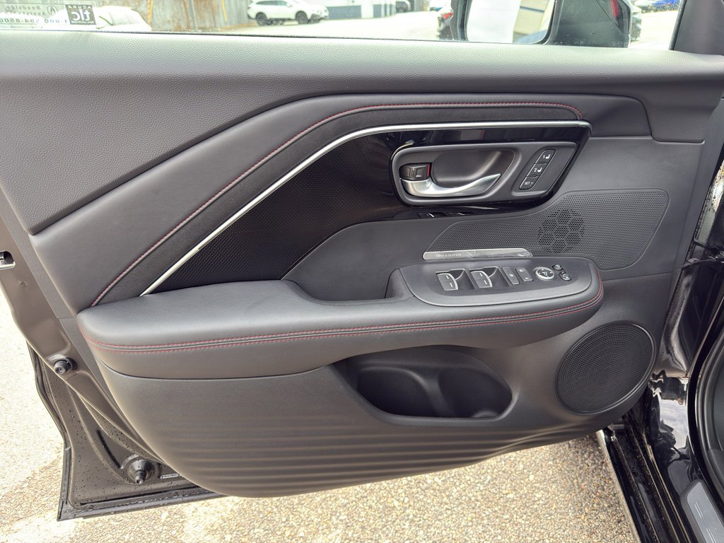 Used 2025 Acura ADX A-Spec image 10