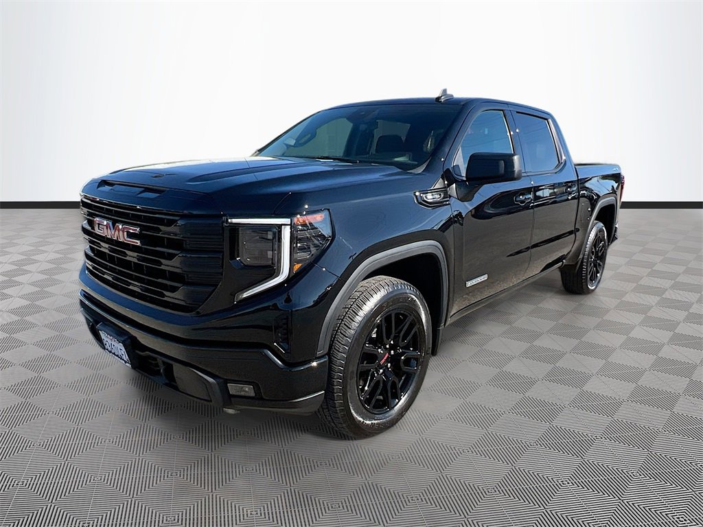 Used 2025 GMC Sierra 1500 Elevation image 3