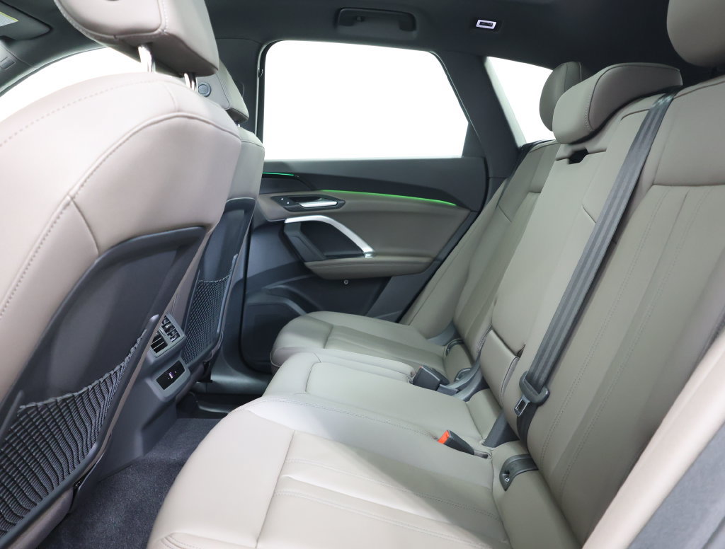 Used 2025 Audi Q5 Premium w/ Convenience Package AWD/4WD image 27