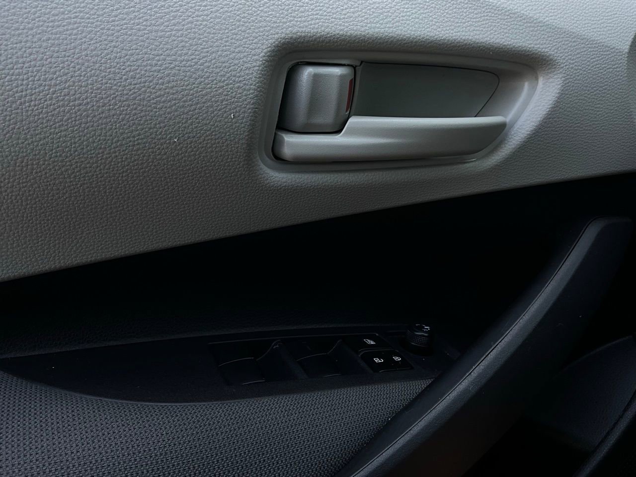 Used 2024 Toyota Corolla LE image 19