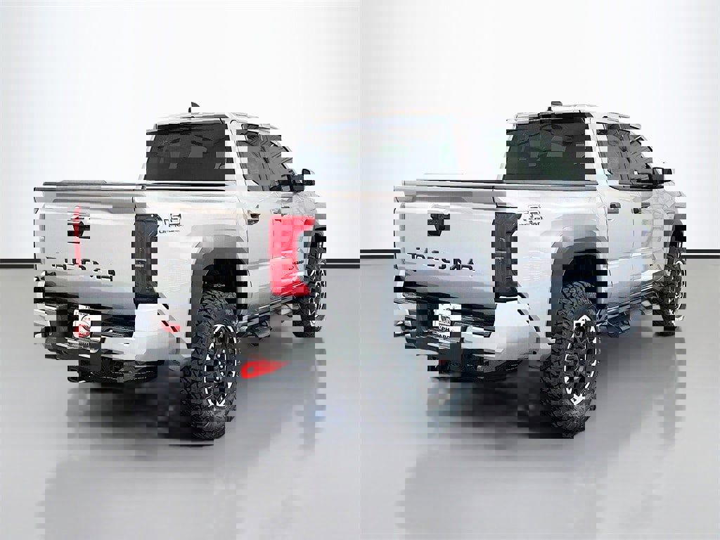 New 2025 Toyota Tacoma TRD Off-Road image 4