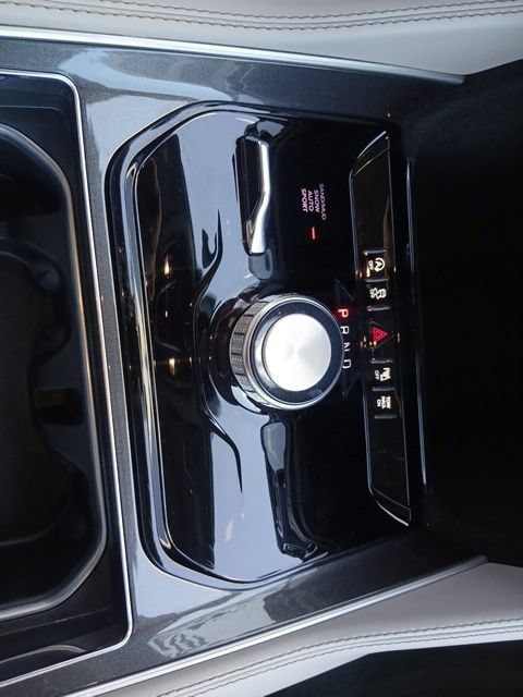 Used 2023 Jeep Wagoneer 4WD w/ Premium Group I image 47