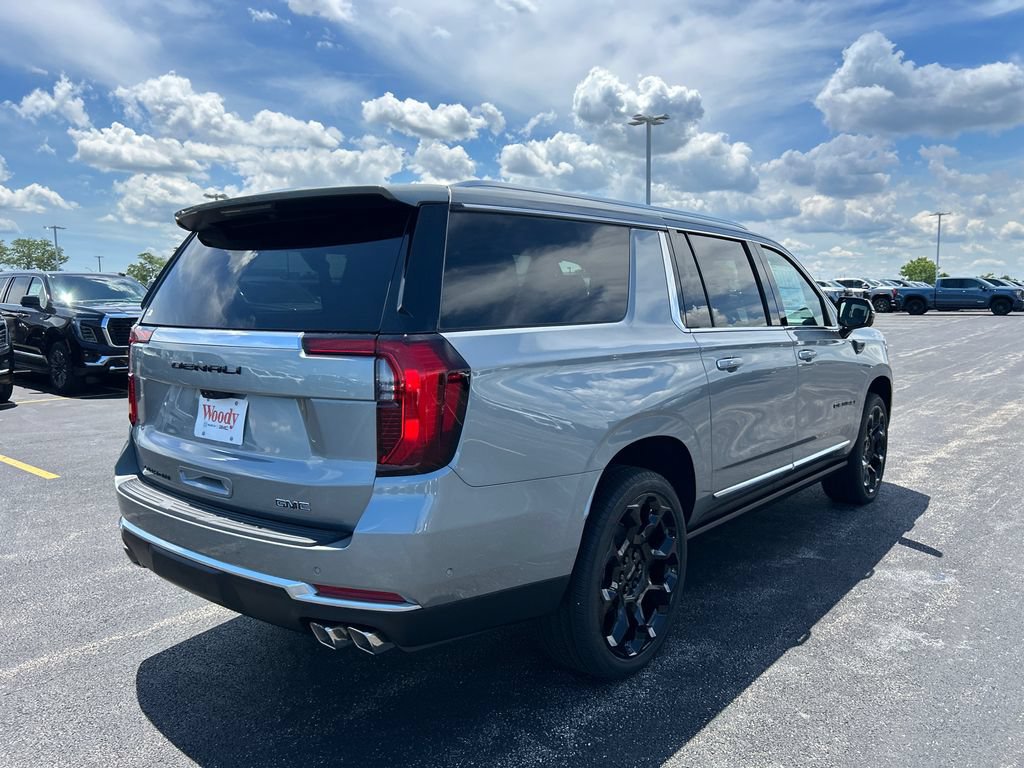 New 2026 GMC Yukon XL Denali w/ Denali Reserve Package AWD/4WD image 7