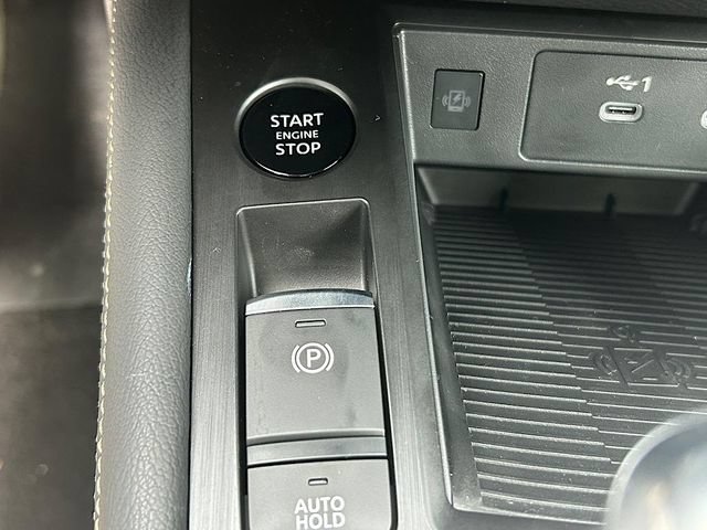New 2025 Nissan Kicks SV w/ SV Premium Package AWD/4WD image 22