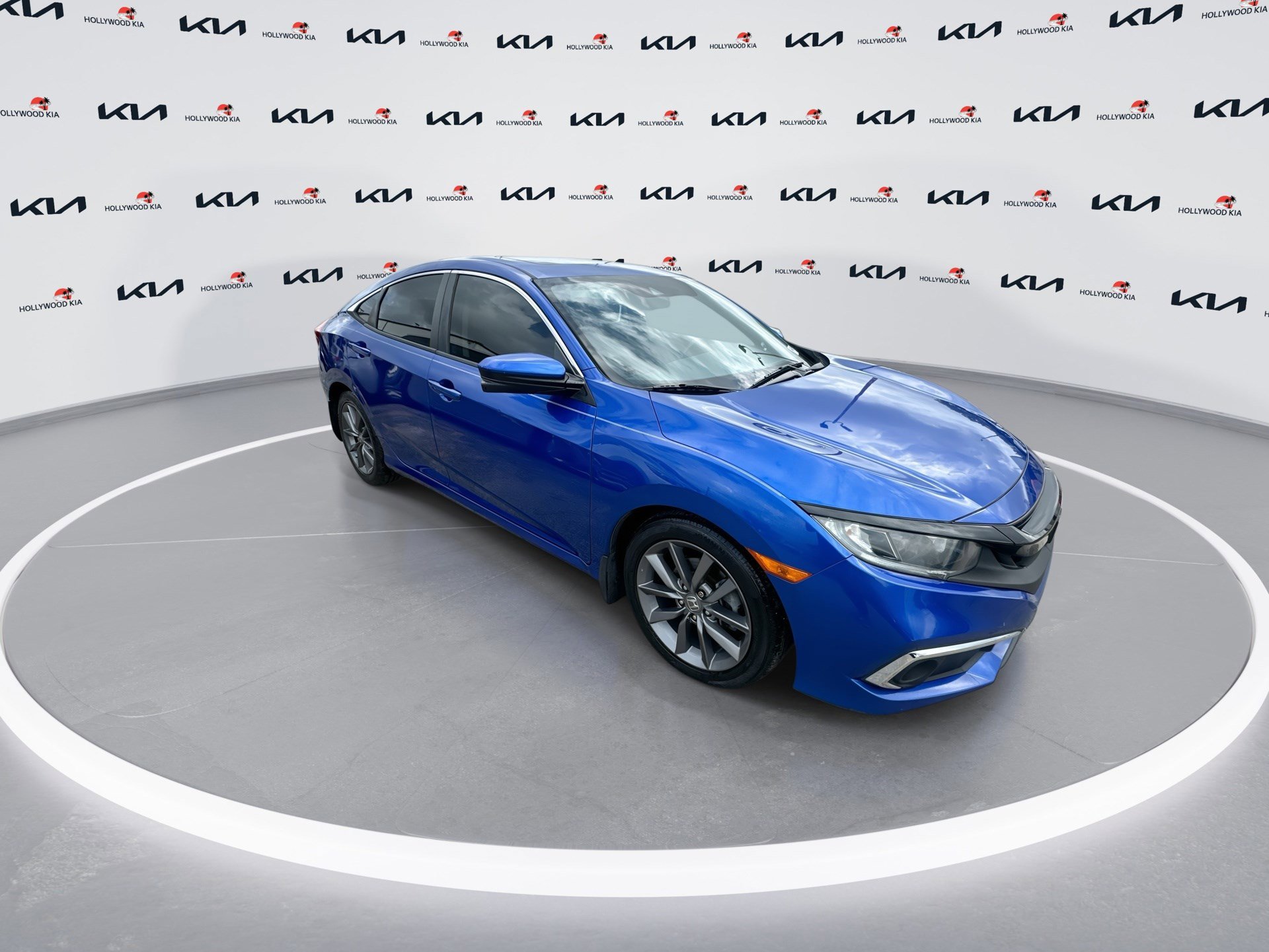 Used 2019 Honda Civic EX image 2