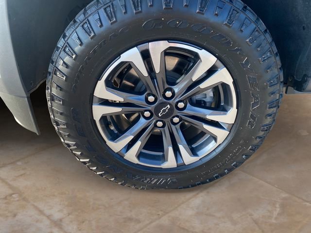 Used 2022 Chevrolet Colorado Z71 AWD/4WD image 14