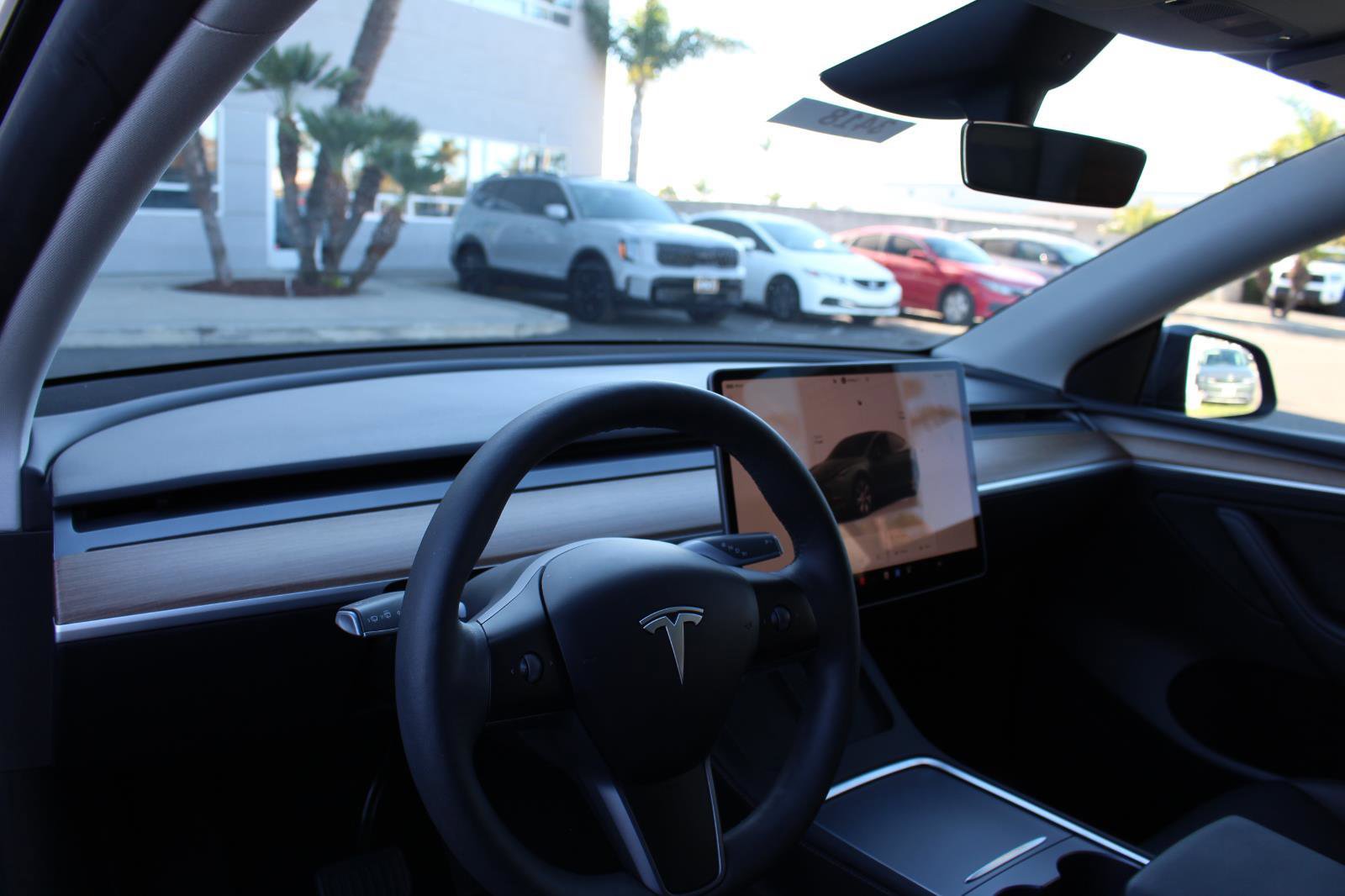 Used 2024 Tesla Model Y Long Range image 16