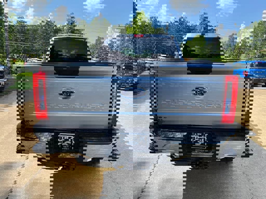 Used 2024 Ford F250 XLT image 32