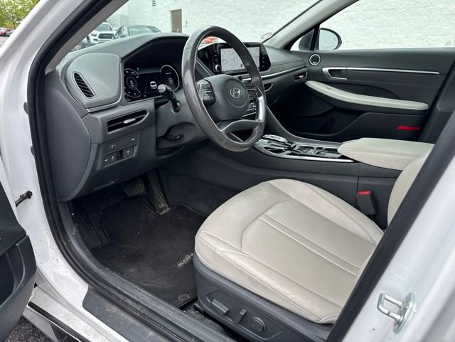 Used 2022 Hyundai Sonata Limited FWD image 9