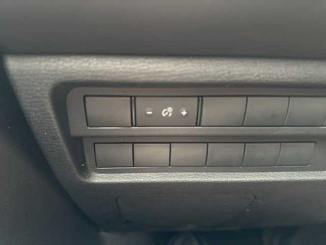 Used 2023 Mitsubishi Outlander ES AWD/4WD image 41