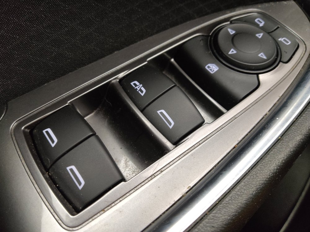 Used 2020 Chevrolet Malibu LT FWD image 27